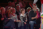 Hallo Robbie Star Marcus Grüsser wird von Ronbie begrüsst (Foto: MartiN Schmitz)
